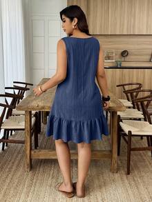 Weeklong 大码女式不对称领纽扣纹理面料荷叶边下摆A字短款无袖连衣裙，春夏休闲度假装 - 藏蓝色 - 查看 2