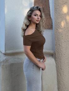 Jeta Ari Women's Solid Color Ruched Slim Fit Asymmetric-Shoulder Short Sleeve T-Shirt - Brown - View 4