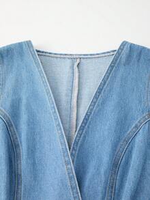 GlowEve 女士V领无袖牛仔连衣裙 - 中等水洗藍 - 查看 3