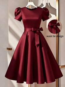 GlowEve CURVE Vestido elegante de manga corta con cuello redondo y decoración de lazo en talla grande de unicolor - Burdeos - Ver 3
