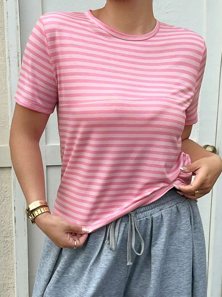Dazy Plus Casual Round Neck Pink Striped Loose Fit Plus Size Women's Short Sleeve T-Shirt, Spring/Summer