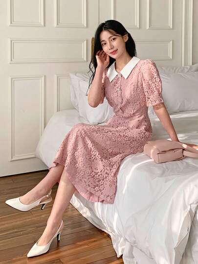 DAZY فستان أنيق متوسط الطول بأكمام بتلة من الدانتيل للنساء، صيفي