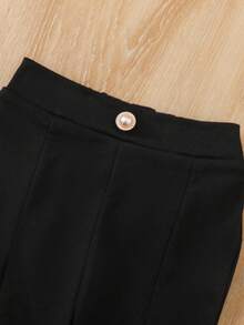 Young Girl Contrast Color Ruffle Trim Top And Solid Color Flare Pants Elegant 2 Pieces Set - Black and White - View 8