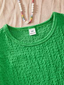 SHEIN Set de 2 piezas para niñas preadolescentes: Top de cuello redondo texturizado con mangas abullonadas y pantalones rectos con estampado, estilo casual de vacaciones, adecuado para uso diario y vacaciones en primavera/verano - Verde - Ver 9