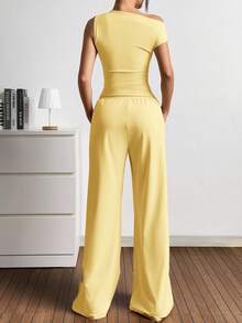 SHEIN EZwear 女士新款纯色针织上衣和裤子两件套 - 鵝黃色 - 查看 2