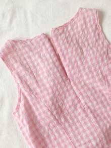 Comfortcana Đầm không tay kẻ caro seersucker dáng bèo nhún, kiểu dáng thanh lịch, dễ thương năm 2026, đầm trắng hồng nhạt cho ngày Valentine, đầm dã ngoại cho nữ, đầm dự tiệc trà màu hồng, đầm họa tiết quả anh đào, đầm thời trang xuân hè mới năm 2026 cho nữ, trang phục đi biển, trang phục đi nghỉ mát, đầm thường ngày cho nữ, đầm mùa hè phong cách Y2K những năm 2000, trang phục nghỉ xuân, đầm mùa xuân, đầm dự tiệc tốt nghiệp, đầm đi nghỉ mát thanh lịch. - Màu Hồng baby - Xem 5
