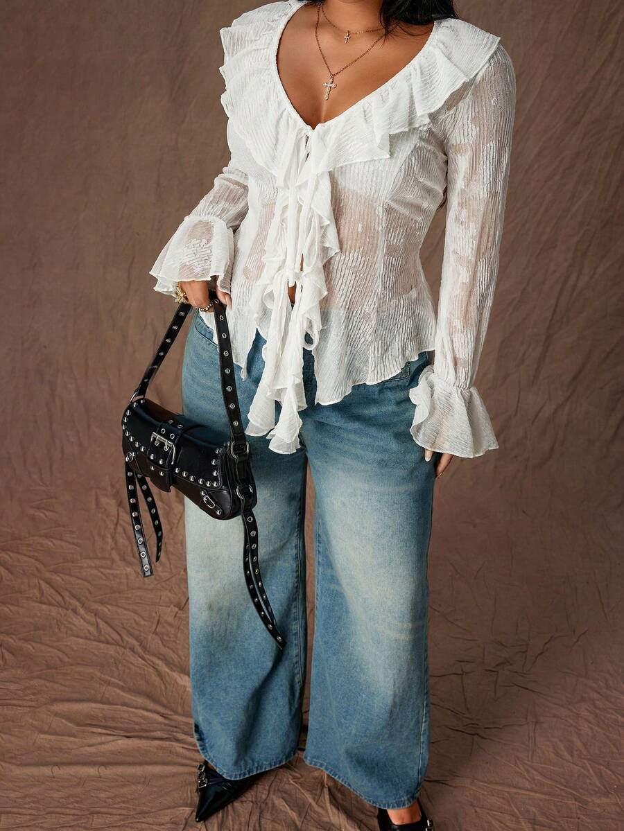 Rustia Blus Wanita Ukuran Besar Model V-Neck dengan Ruffle dan Patchwork, Modis, Serbaguna, untuk Pemakaian Sehari-hari, Lengan Panjang Transparan - Putih - View 1