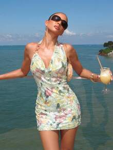 Firerie 女士优雅性感精致浪漫度假派对音乐节约会之夜低胸金属装饰 3D 花卉亮片印花紧身迷你露背绿色连衣裙 - 綠色 - 查看 4