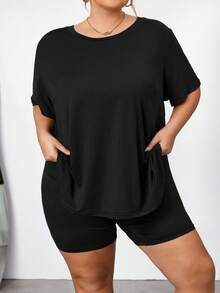 SHEIN CURVE+ CURVE 4件套加大码女式纯色短袖T恤和七分裤套装，Curve Plus，Hoho Vacation沙滩装/沙滩裙/沙滩度假装/沙滩必备/毕业典礼/下午茶派对礼服 - 黑色 - 查看 3