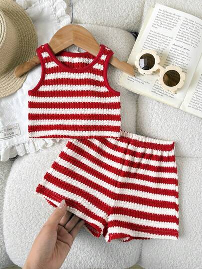 SHEIN 女婴休闲基础款针织无袖上衣和短裤套装，舒适