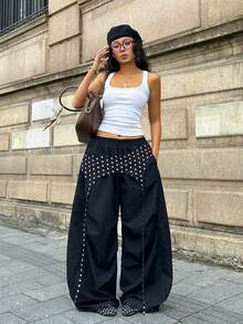 Coolane 女士夏季街头风外出休闲装，饰有独特织带细节和编织面料的红色长裤 - 黑與白 - 查看 4