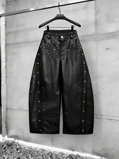Manfinity Roghcode 男士黑色PU皮裤，宽松阔腿品牌，铆钉装饰，时尚百搭