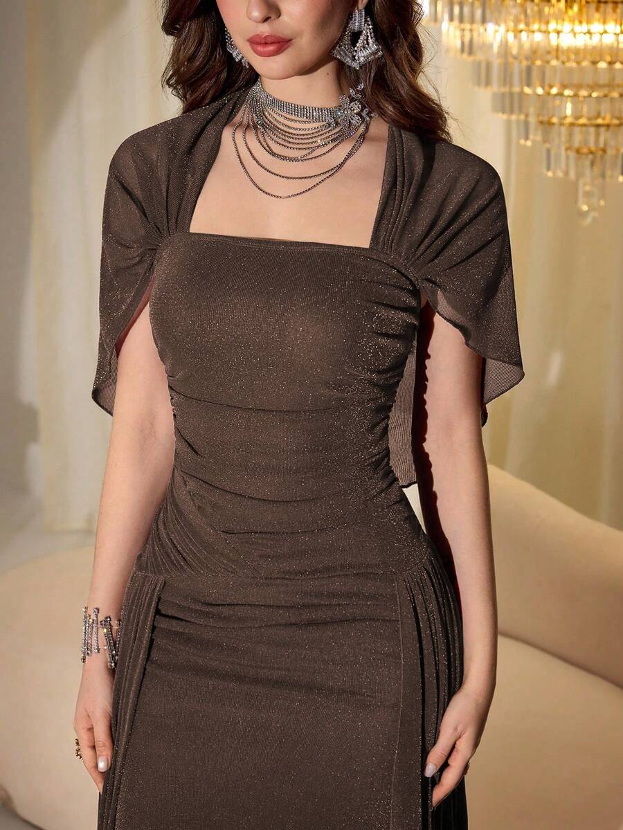 Modelyn 优雅网纱闪亮无肩带披肩袖修身长连衣裙，适合春秋季女性穿着。 - 巧克力棕 - 查看 1