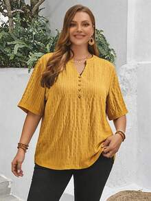 EMERY ROSE Plus Size Plain Simple Short Sleeve Shirt, Suitable For Summer, Summer Tops - Yellow - View 1