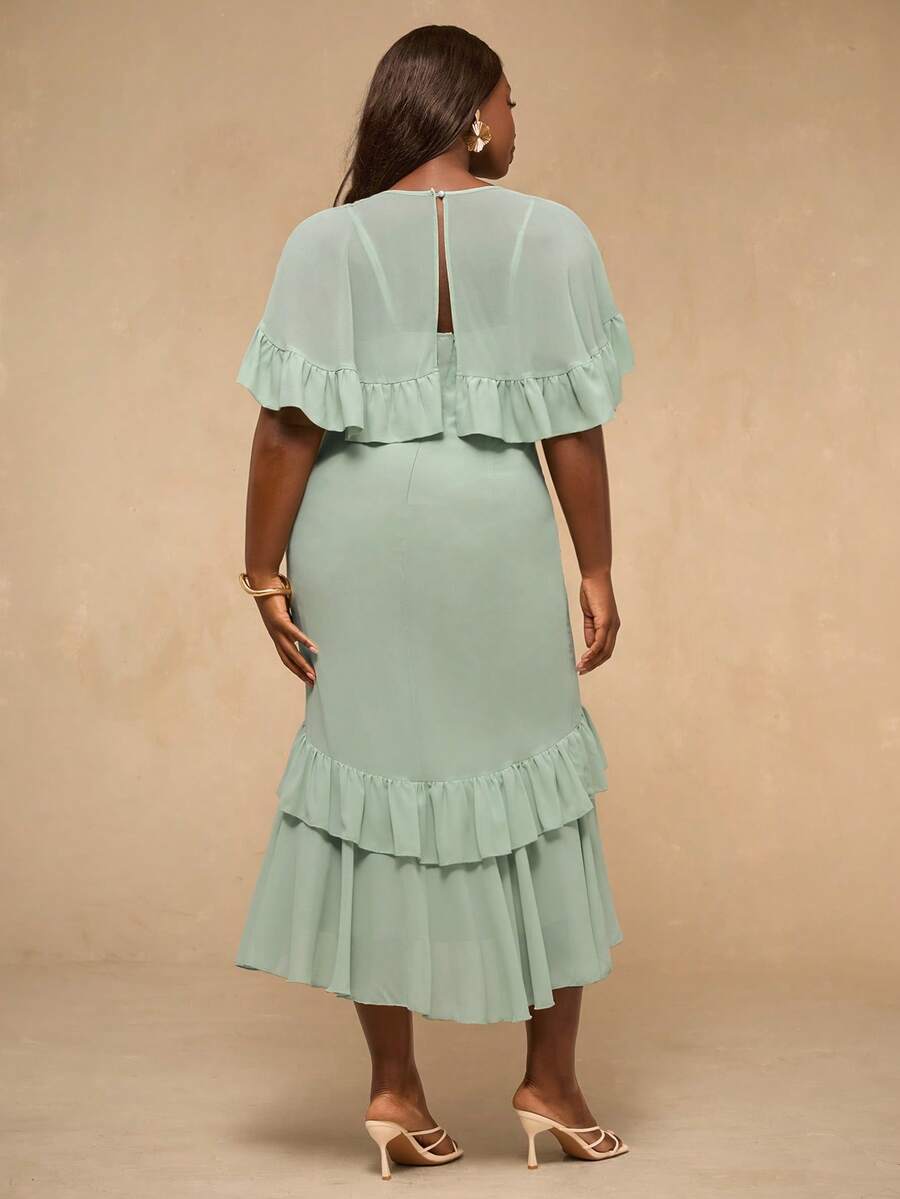 SHEIN BAE Đầm dự tiệc cỡ lớn dành cho nữ, màu trơn, có bèo nhún ở gấu, kiểu dáng thanh lịch, thắt eo.