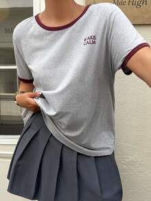 Dazy Plus 撞色字母印花圆领休闲短袖T恤，女士大码春夏款 - 灰色 - 查看 1