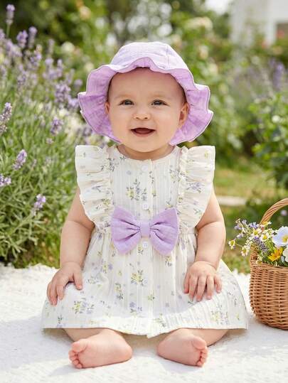 SHEIN Baby Girl's Cap Sleeve A-Line Dress With Matching Ruffle Hat. Featuring A Waist Bow Accent, Classic A-Line Silhouette Suitable For Various Baby Body Types. Perfect For Everyday Outings, Casual Wear, Making Your Little Princess Shine Brightly. An Ideal Fashion Choice For Moms.