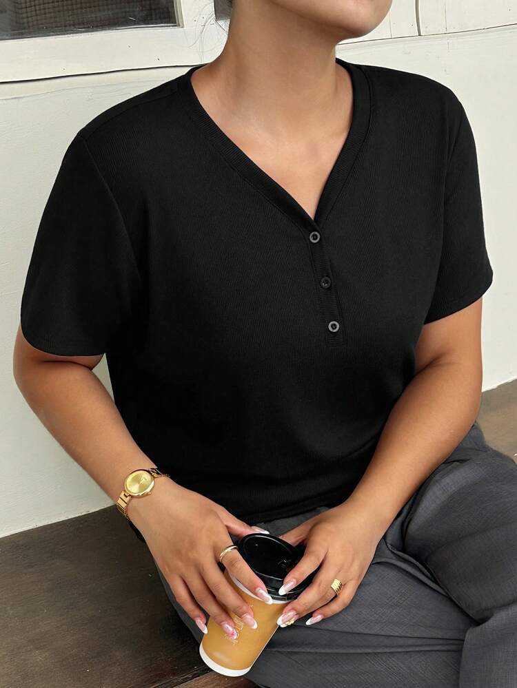 Dazy Plus V-Neck Fitted Casual Versatile Short Sleeve T-Shirt, Black, Plus Size, Spring/Summer