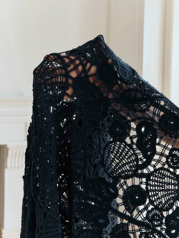 Women's Hollow Embroidered Long Sleeve Dress