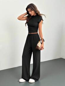 SHEIN Tall 女士夏季纯色立领褶皱上衣裤套装（2件套），休闲女装，运动服，女士夏季服装，女士夏季休闲套装，棕色两件套，女士两件裤装，女士休闲两件套，舒适两件套，棕色裤装，女士棕色裤装两件套 - 黑色 - 查看 9