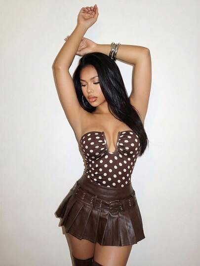 Slaydiva Lễ hội âm nhạc Xuân Hè mới Ngày lễ tình nhân Lễ Phục sinh Đám cưới Kỳ nghỉ hè Kỳ nghỉ biển Phong cách thường ngày Thanh lịch Trang phục đi làm hàng ngày Trang phục công sở Tiệc tùng Kỳ nghỉ Tiệc du thuyền Phong cách cơ bản Phong cách phổ biến Hẹn hò hàng ngày Phong cách Y2K Gợi cảm Hình chữ U Trang trí Không dây Áo không tay Áo lót Áo sơ mi chấm bi nâu Áo kiểu nữ - Z