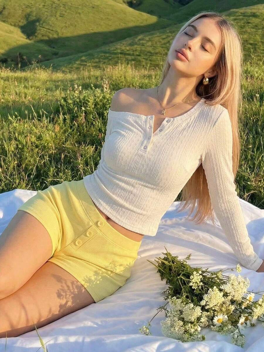 Sweetina 女士外出性感科切拉纯色斜肩修身休闲长袖上衣 - 杏色 - 查看 1