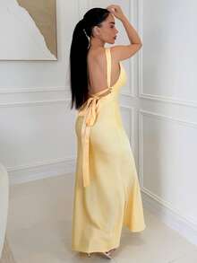 Milla Jasmine Abito lungo minimalista e sexy con scollo a V profondo, senza maniche e con schiena scoperta, in colore giallo/crema, adatto per feste, cocktail, occasioni formali, damigelle, compleanni, Natale, casual business - Giallo chiaro - Visualizzare 4