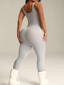 Rhythm Era Women's Seamless Plus Size Light Grey Sports Capri Jumpsuit, Suitable For Yoga, Outdoor And Daily Wear - Grey - View 3