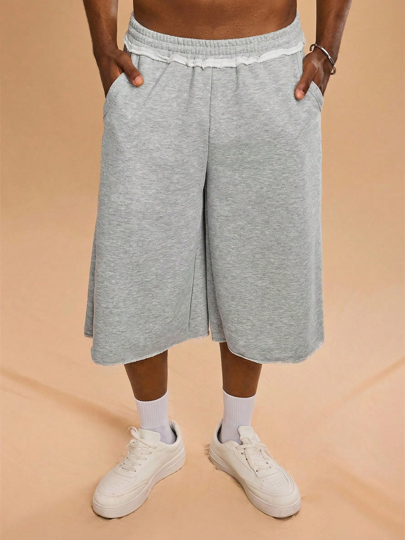 Forever 21 Men'S Grey Casual Loose Mid Length Athletic Shorts With Unfinished