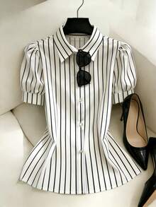 GlowEve Camisa casual de mujer de manga corta con volantes y de un solo pecho a rayas - Blanco y Negro - Ver 4