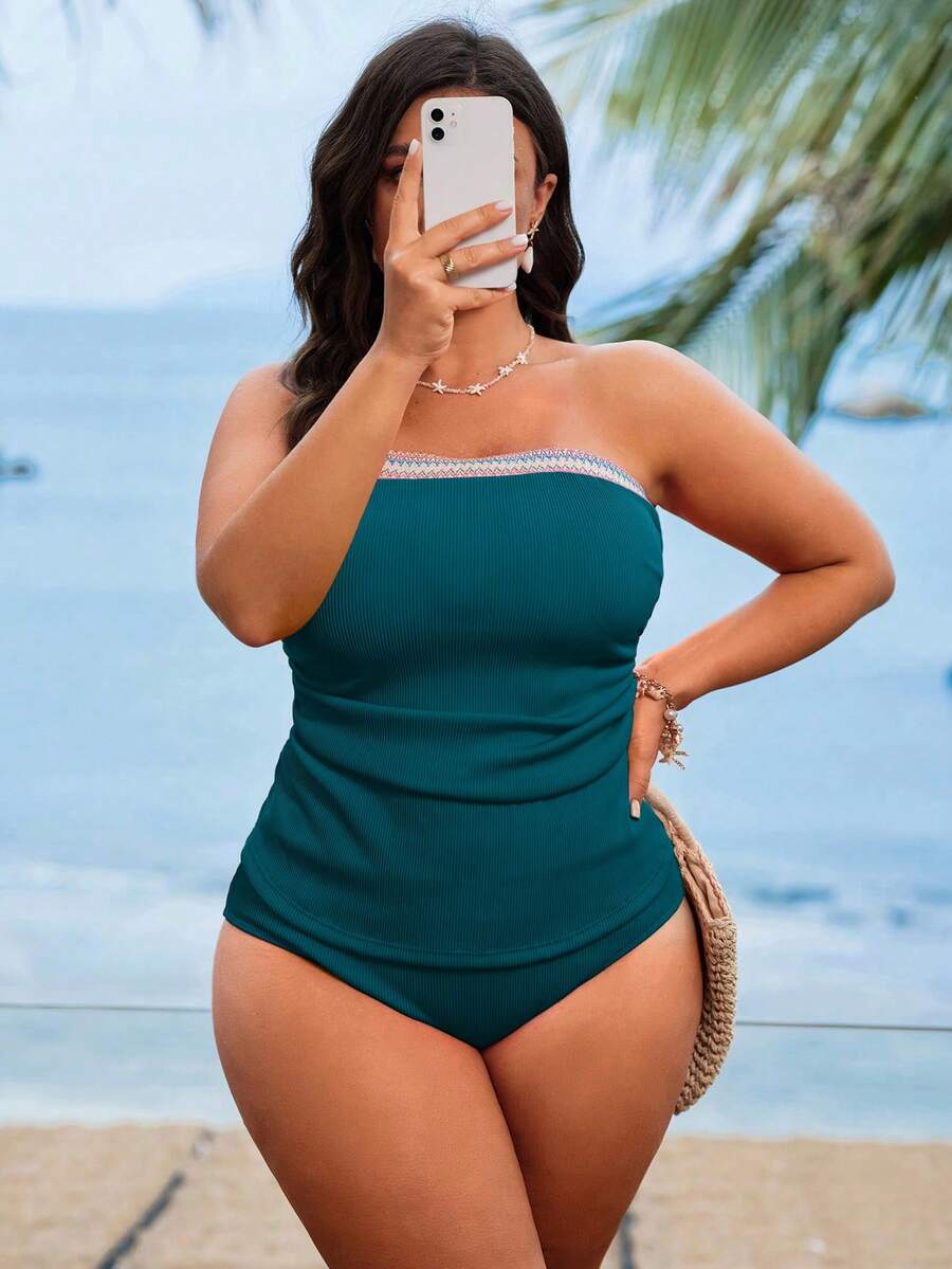 SHEIN Swim 大码女士粉色挂脖开衩泳衣,高端拼接修身沙滩度假泳装 - 綠色 - 查看 1