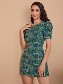 Ellevyn Women's Printed Minimalist Casual Round Neck Short Dress - Green - View 3