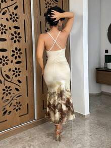 Vassilux 性感深 V 领扎染紧身鱼尾裙 - 彩色 - 查看 2