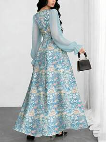 Modelyn 梦幻花卉图案刺绣印花浅蓝色方领灯笼袖休闲长裙，夏季收腰长款连衣裙，适合度假和日常穿着。 - 彩色 - 查看 2