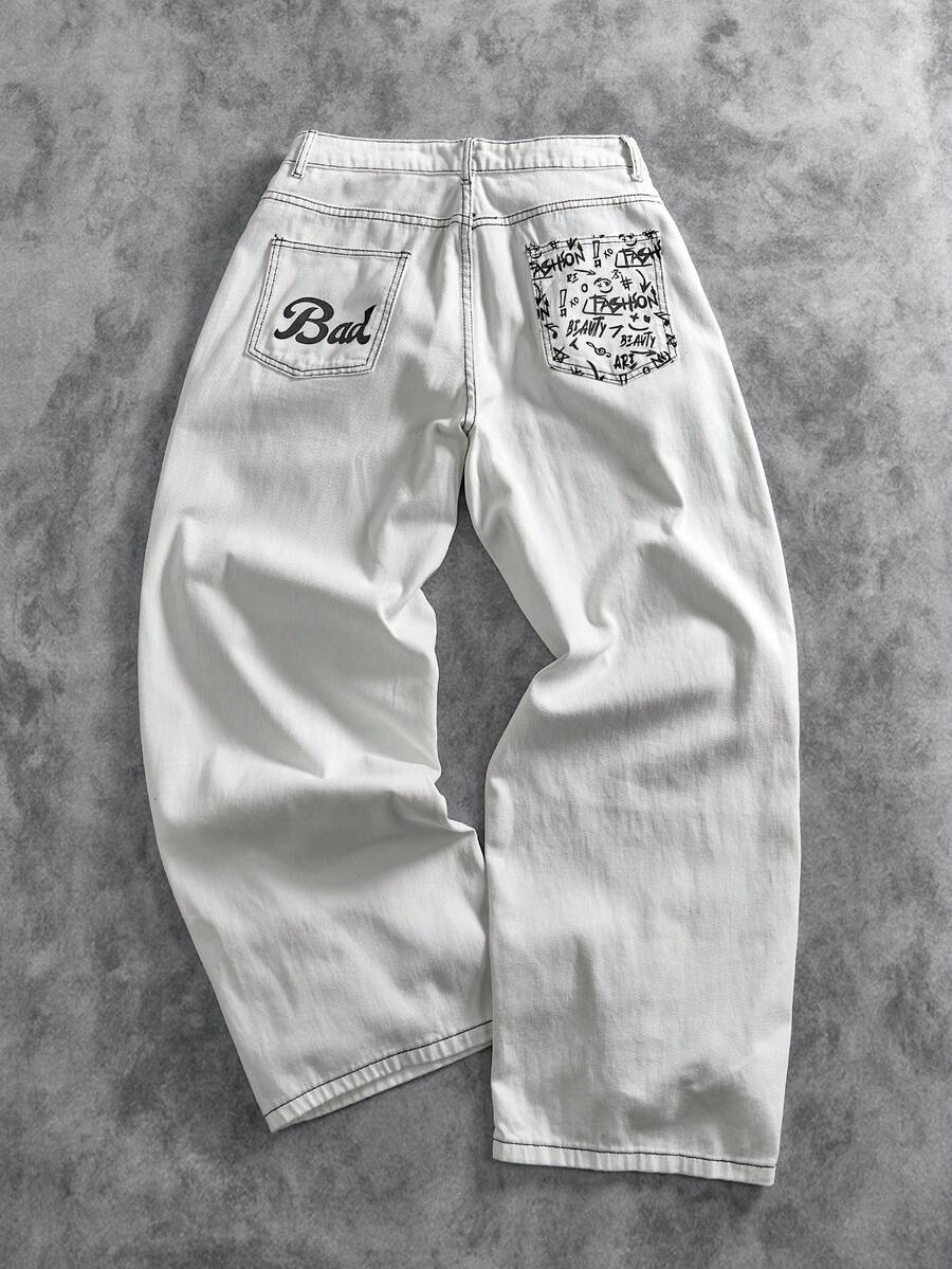 Manfinity ZONE917 复古音符和笑脸字母“Bad”涂鸦印花宽松阔腿牛仔裤,休闲街头风直筒牛仔裤 - 白色 - 查看 1