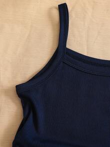 SHEIN Áo hai dây đơn màu trơn dành cho bé gái tuổi teen, kiểu dáng đa năng dễ phối đồ, phù hợp cho mặc hàng ngày khi đi chơi, du lịch, đến trường và nhiều dịp khác. - Màu xanh lam - Xem 4