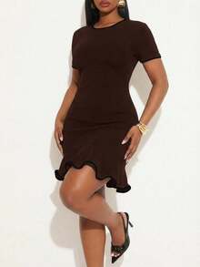 SHEIN SXY Plus Size Solid Color Minimalist Daily Wear Round Neck Short Sleeve Dress - Brown - View 4