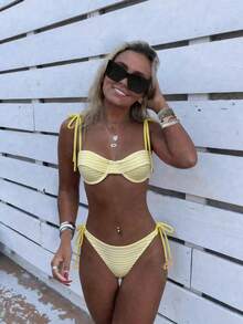 Swim Mod Bộ bikini hai mảnh kẻ sọc kiểu Âu và Mỹ mới về mùa hè, dây mảnh, cúp ngực có đệm mút, kiểu quần lọt khe ba điểm gợi cảm, cạp cao, đồ bơi dễ thương cho kỳ nghỉ biển của các cô gái - Màu vàng ngỗng - Xem 8