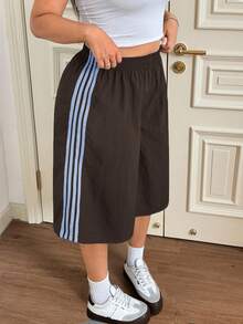 SHEIN EZwear 大码女式咖啡棕色宽松休闲短裤 - 咖啡棕 - 查看 1