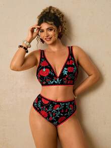 Travachic Plus Size Women Fuchsia Floral Print Swimwear Set Summer Beach Outfit Vacation Bikini Bathing Suits - Black - View 7