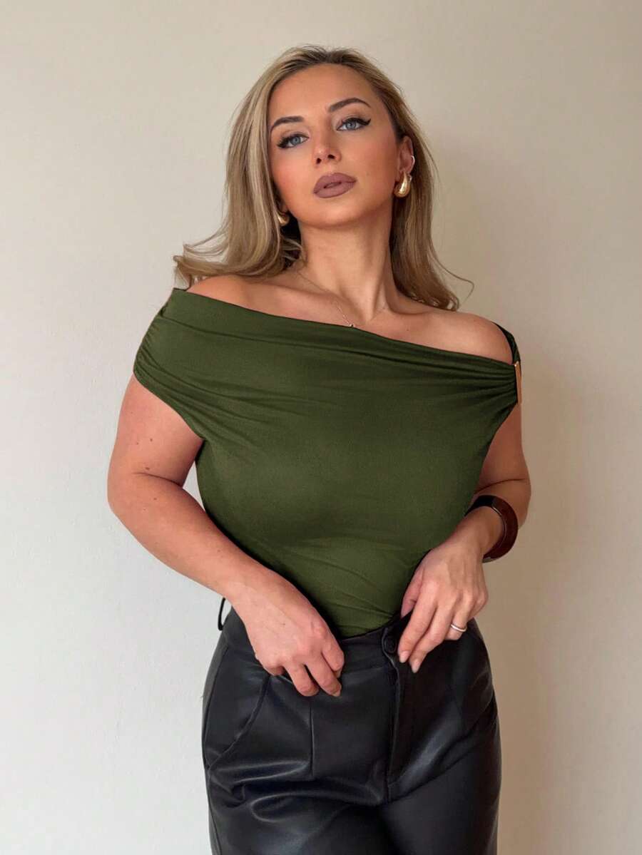 Jeta Ari Military Green Off Shoulder Knit T-Shirt, Summer - Army Green - View 1