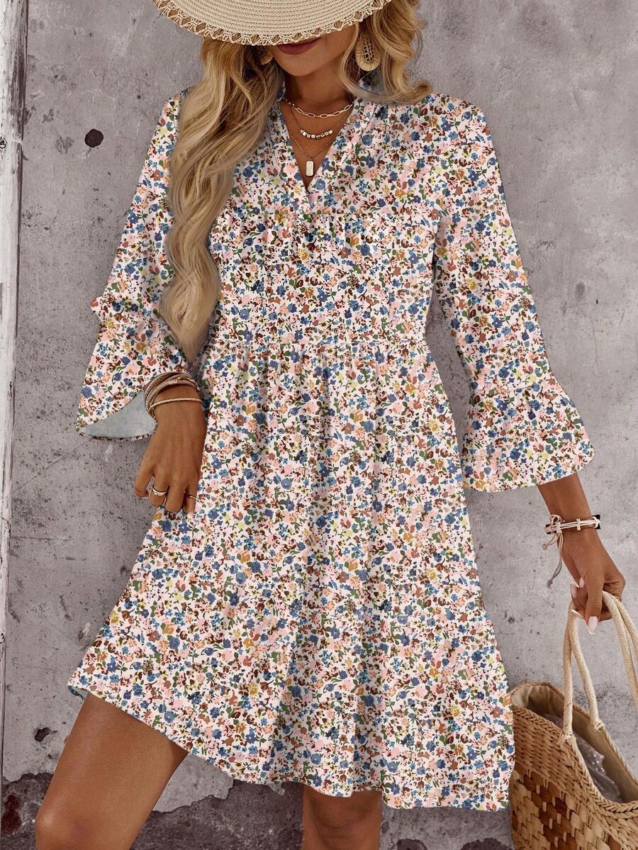 EMERY ROSE Lässiges, simples, kurzes Damenrock mit V-Ausschnitt, Dreiviertelarm, retrofloral Muster, geeignet für Herbst und Winter, schickes Kleid, Damensommerkleid, Frühlingsoutfit für Damen, Sommerkleid mit Ärmeln, Sommerkleid für Damen, florales Damenkasualkleid, Damenkleid mit Blumenmuster, Frühlingsblumen-Minikleid - Verschiedenfarbig - Übersicht 1