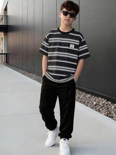 SHEIN Vacaura 2pcs/Set Boys' Casual Fashionable Minimalist Blue, Grey & White Patchwork T-Shirt And Pants Set, Suitable For Spring/Summer Daily Wear And Outings