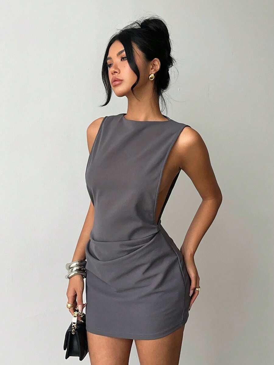 Aloruh 女士春夏新款优雅性感深灰色休闲通勤都市时尚无袖镂空袖收腰迷你连衣裙 - 深灰色 - 查看 1