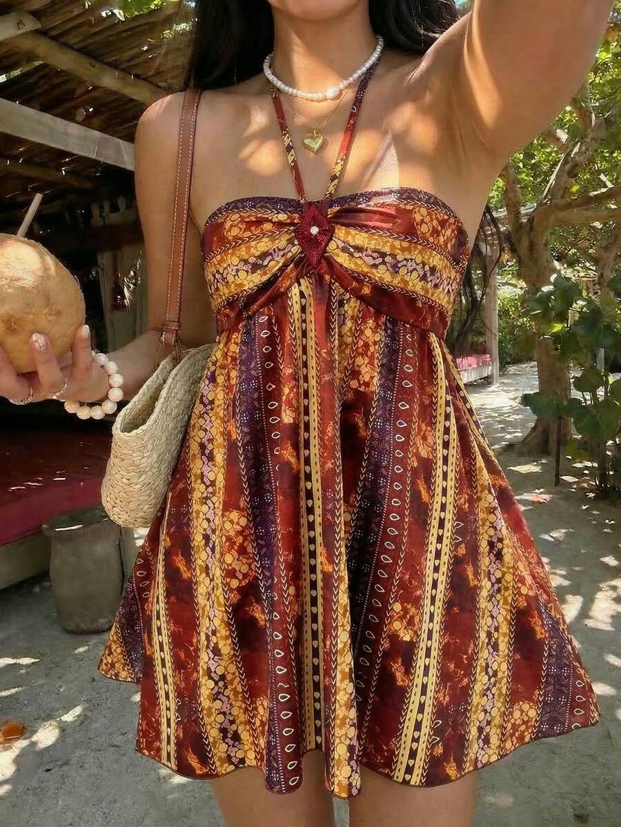Sunnyshic 女士休闲度假时尚日常百搭波西米亚复古佩斯利印花亮片菱形装饰不规则下摆露背蝴蝶结迷你连衣裙，春夏款 - 彩色 - 查看 1