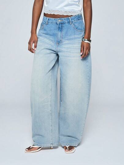 COUREZ Jeans de tiro bajo y globo de color azul claro / Ropa de verano Y2K para mujeres, Atuendos de verano para mujeres, Jeans de pierna ancha, Jeans oversize, Atuendos de festival, Atuendos de concierto, Prendas inferiores de verano