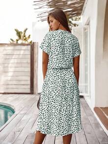 Breezaya Vestido de lunares verde menta para mujer, cuello en V con botones, cintura ceñida, manga corta, estilo boho, para vacaciones de verano, resort, casual, nueva llegada, vestido de vacaciones - Verde - Ver 3