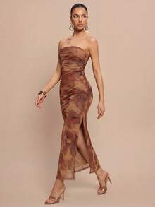 Chiquease 女士性感印花褶皱修身抹胸连衣裙，侧开衩设计，适合夏季穿着。 - 咖啡 - 查看 4