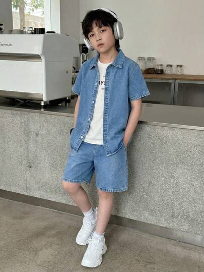 SHEIN 2 piezas Camisa de mezclilla de manga corta con cuello alto y cintura elástica, y pantalones cortos de mezclilla sueltos y cómodos para niño preadolescente, ropa casual y de moda vintage para uso diario, primavera y verano, atuendos de festival y ropa de calle, nueva colección SS26