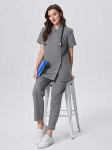 Scrubzie Set Seragam Scrub Wanita Atasan dan Celana Lengan Pendek Kerah Mandarin Anti Kerut dengan Banyak Kancing - Dark Grey - View 3